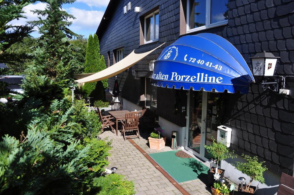 Hotel An Der Alten Porzelline Neuhaus am Rennweg Bagian luar foto